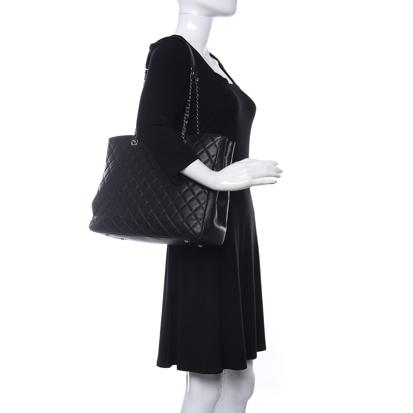 Calfskin Quilted Large Classic Shopping Tote Black