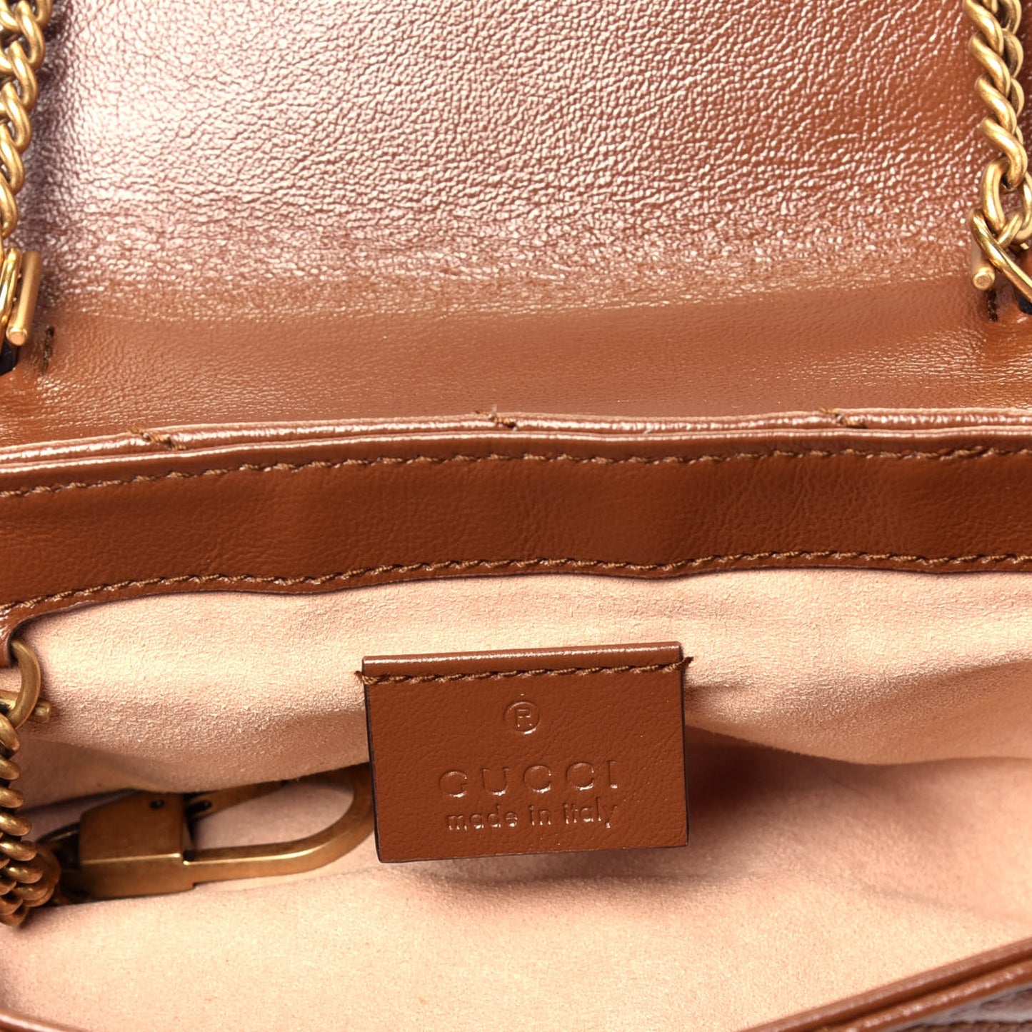 Azalea Calfskin Matelasse Diagonal Super Mini GG Marmont Shoulder Bag Cuir