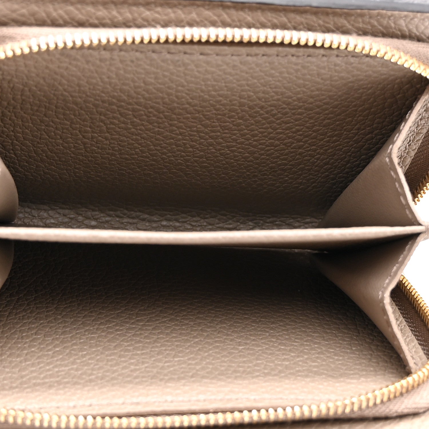 Louis Vuitton Empreinte Monogram Giant Clea Wallet Tourterelle Creme Tourterelle Creme 6 of 9