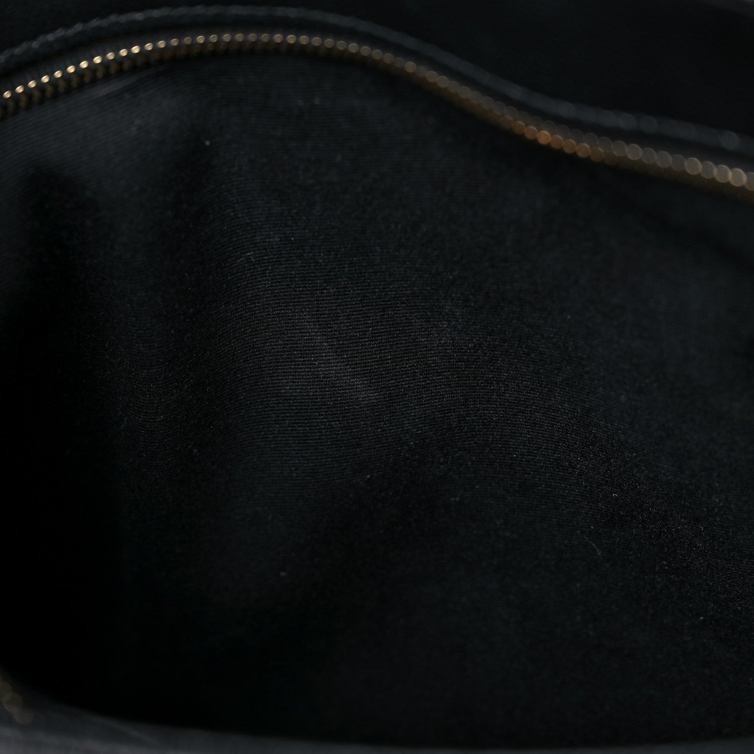 Saint Laurent Grain De Poudre Matelasse Chevron Medium Tribeca Shopping Bag Black 10 of 13