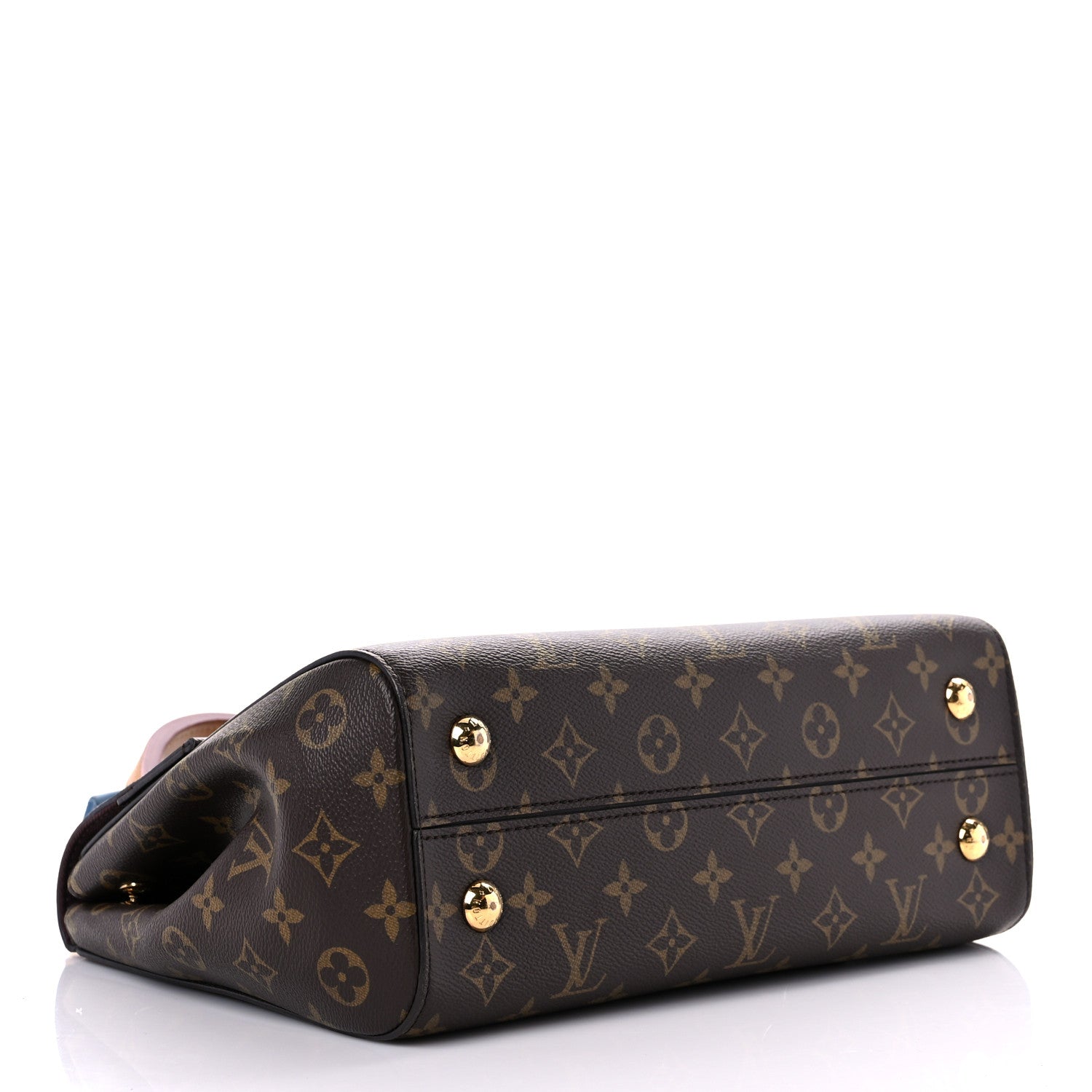 Louis Vuitton Monogram Cluny MM Blue Glacial 4 of 25