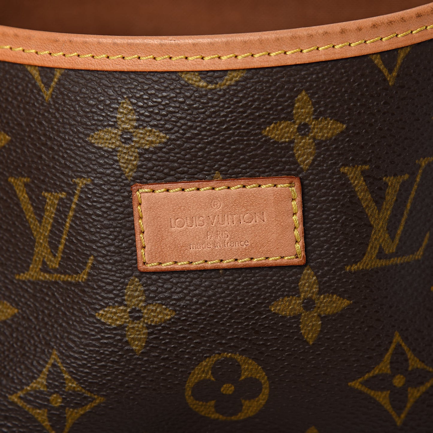 Monogram Saumur 35