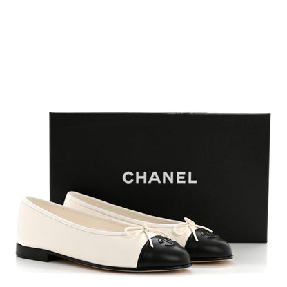 Chanel Lambskin Cap Toe CC Ballerina Flats 35 White Black 10 of 10