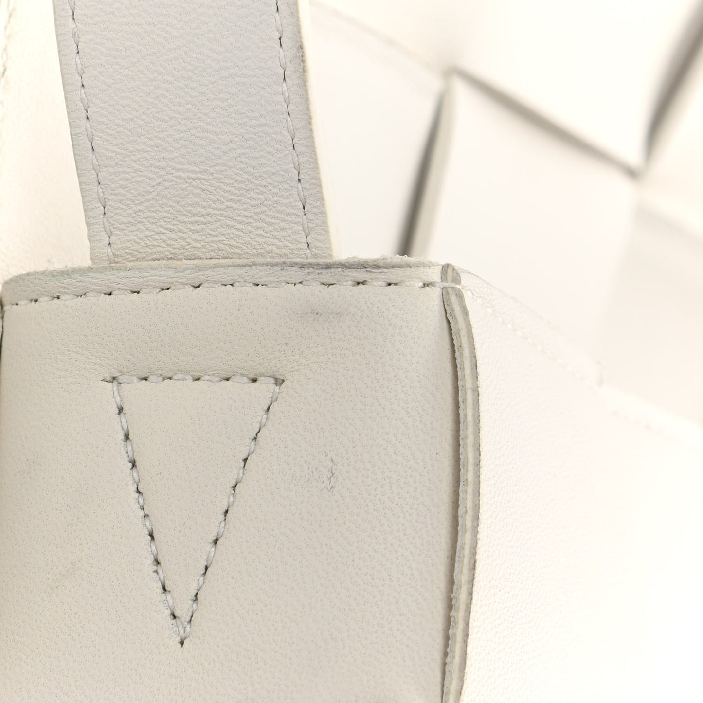 Lambskin Maxi Intrecciato Cassette Crossbody Bag White