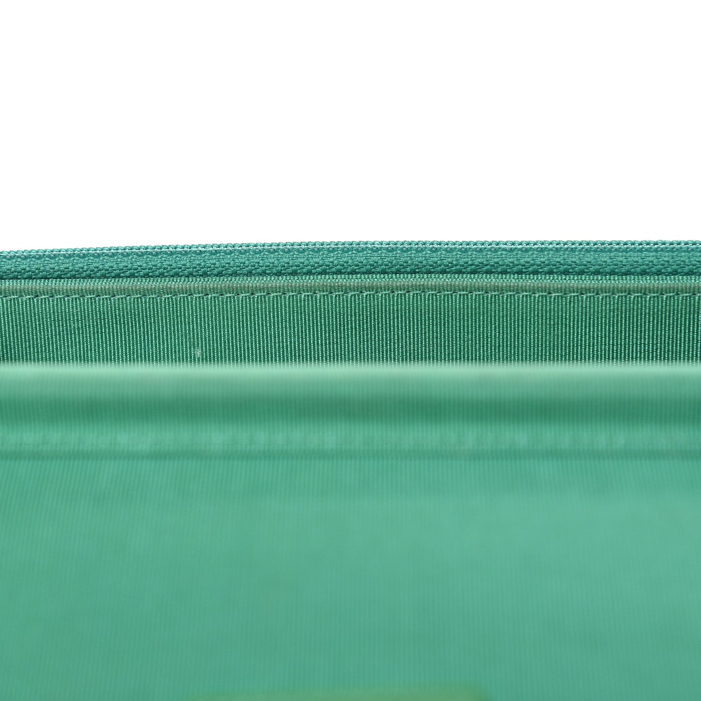 Tweed Fringe Wallet On Chain WOC Black Green