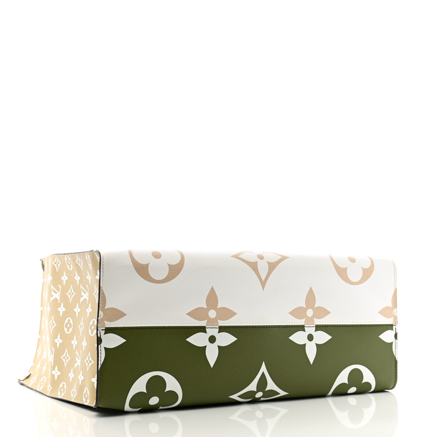 Louis Vuitton Monogram Giant Onthego GM Kaki Beige 4 of 12