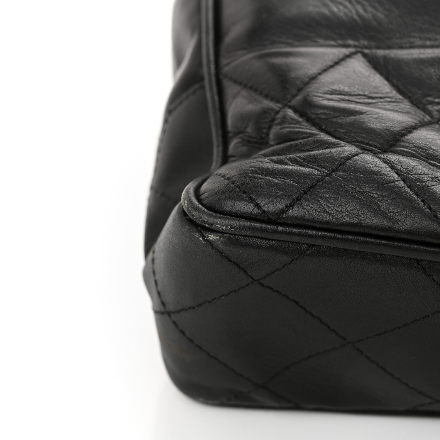 Chanel Lambskin Quilted Shoulder Bag Black 17 of 19