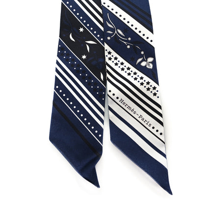 Hermes Silk Festival Des Amazones Twilly Marine White Black 2 of 3