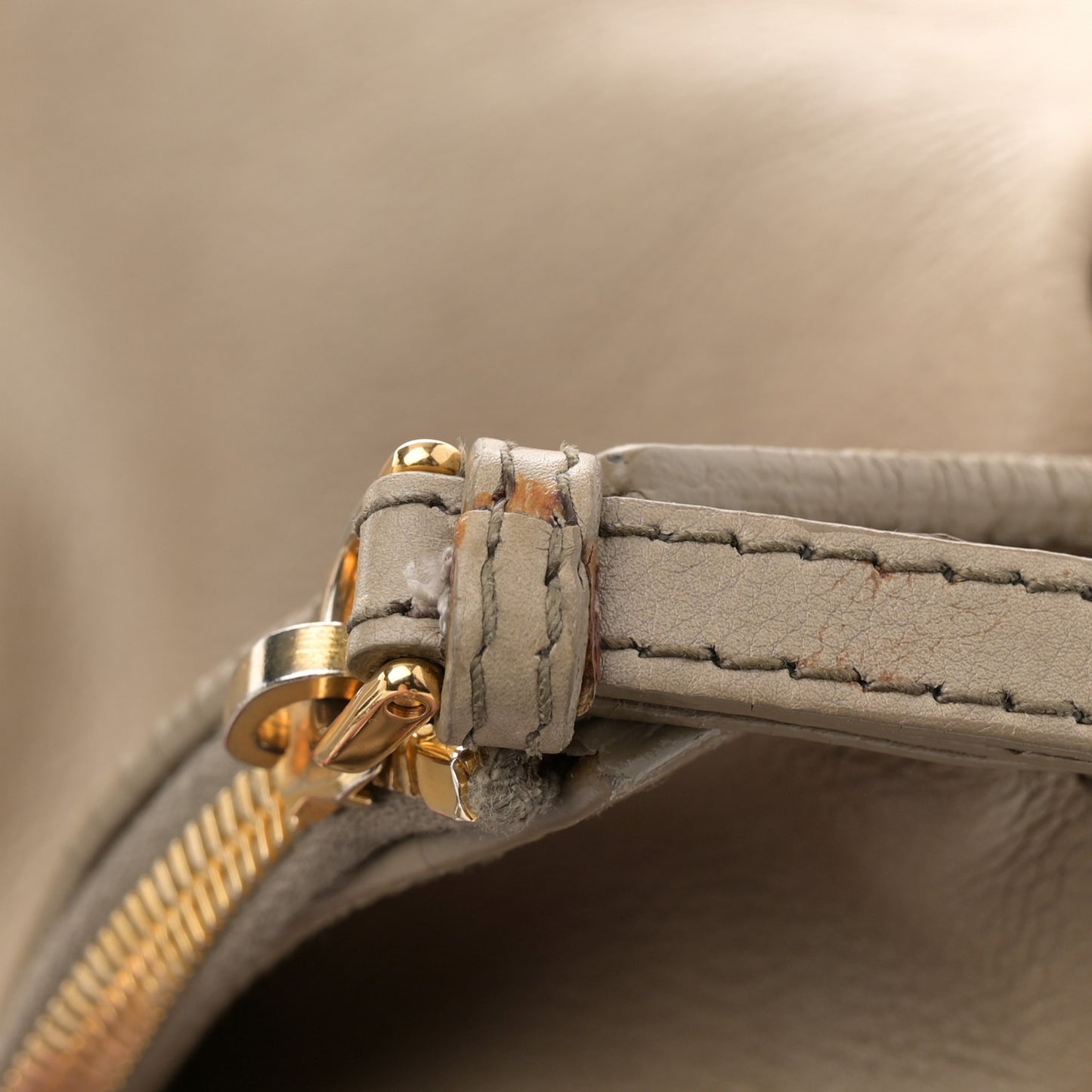 Vitello Medium Bow Bag Grey
