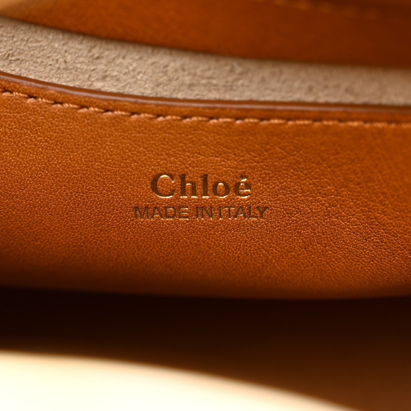 Small Grain Calfskin Kiss Bag Arizona Brown