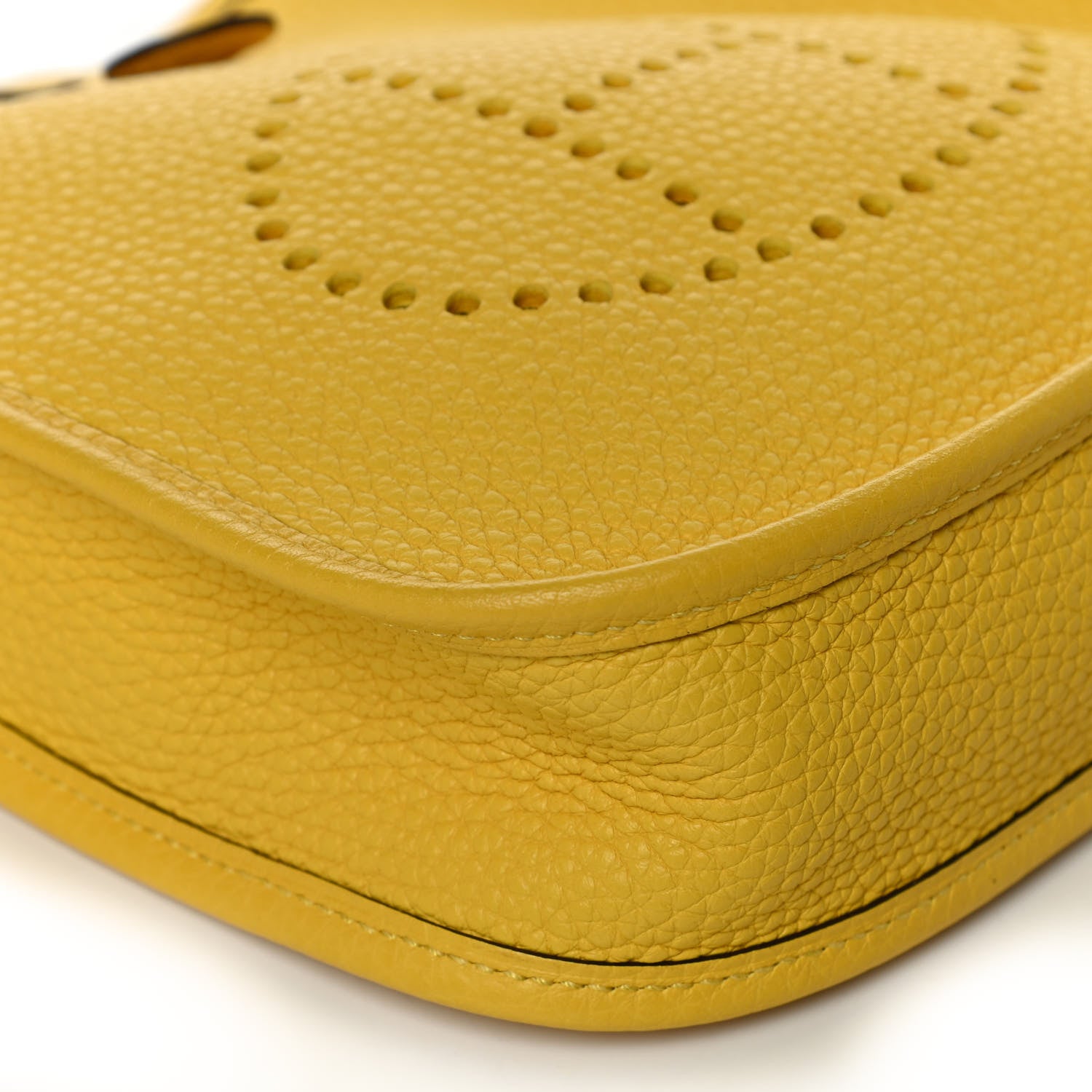 Hermes Taurillon Clemence Evelyne TPM Jaune De Naples 9 of 12