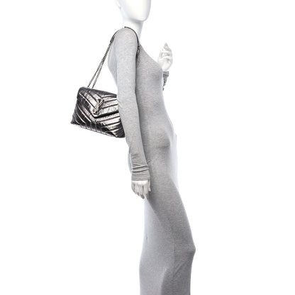 Saint Laurent Metallic Calfskin Y Quilted Monogram Small Loulou Chain Satchel Acciaio 2 of 11