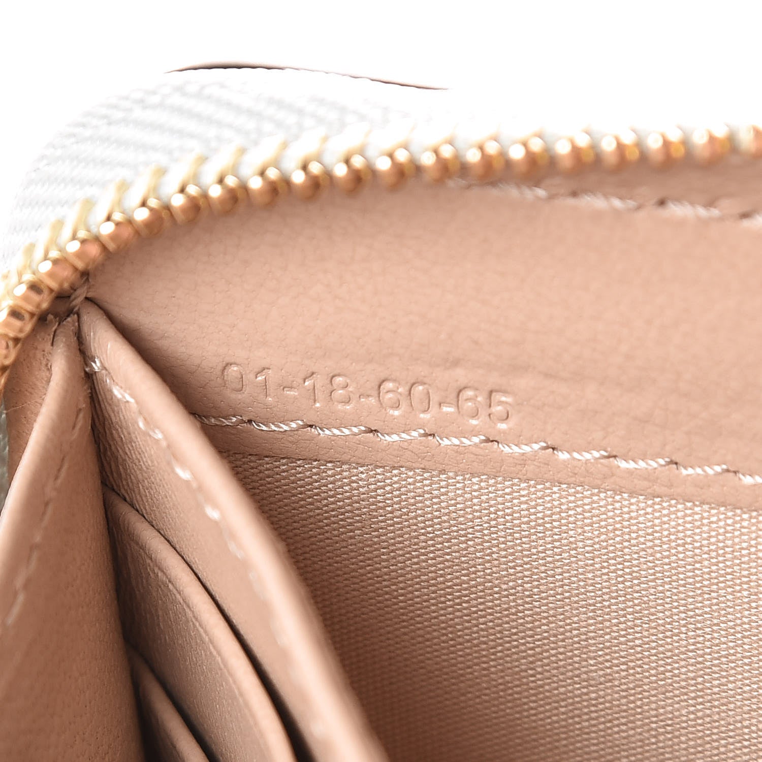 Chloe Calfskin Marcie Long Zip Around Wallet Airy Grey 7 of 9