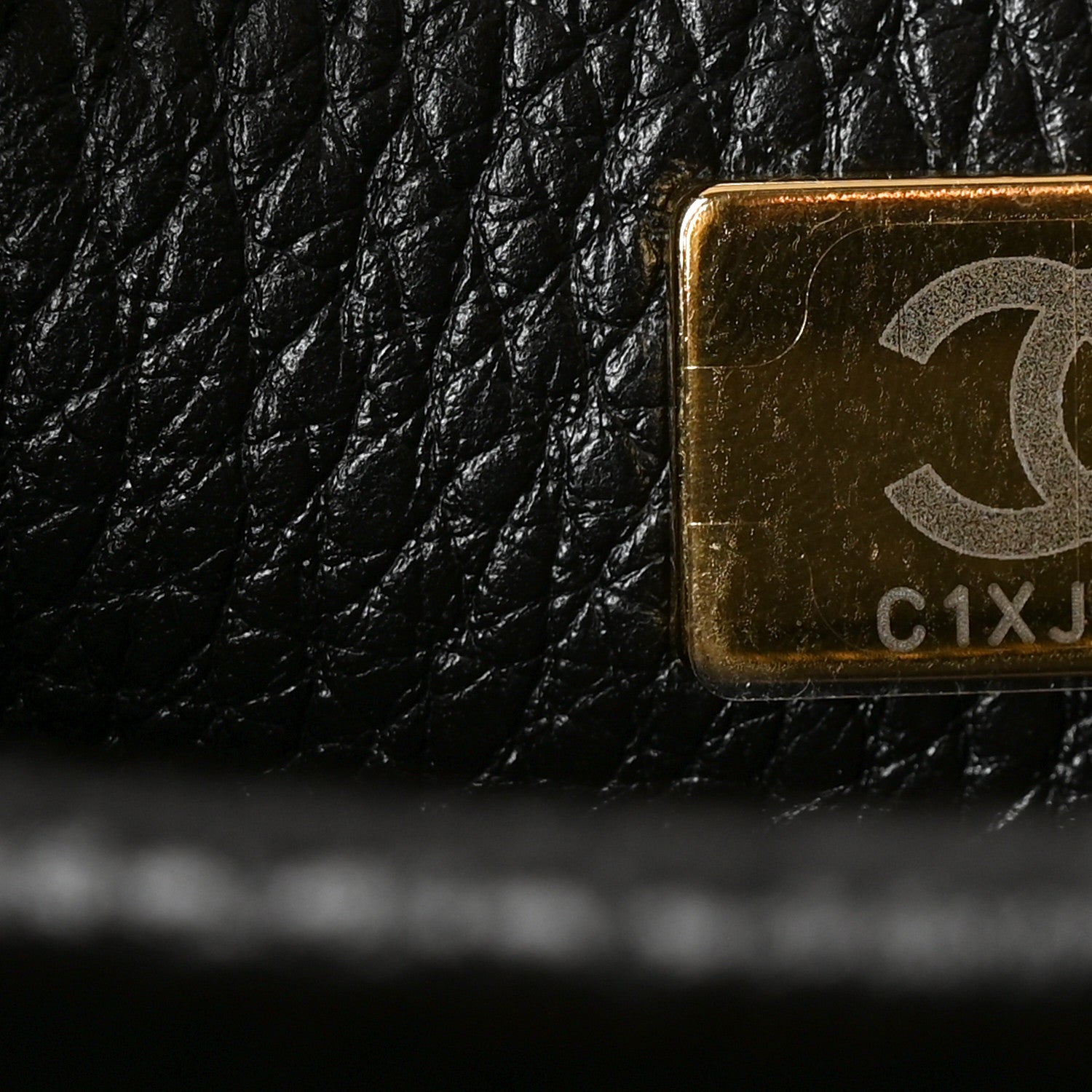 Chanel Grained Calfskin Boucle Urban Essentials Small Shopping Bag Black Ivory 7 of 10