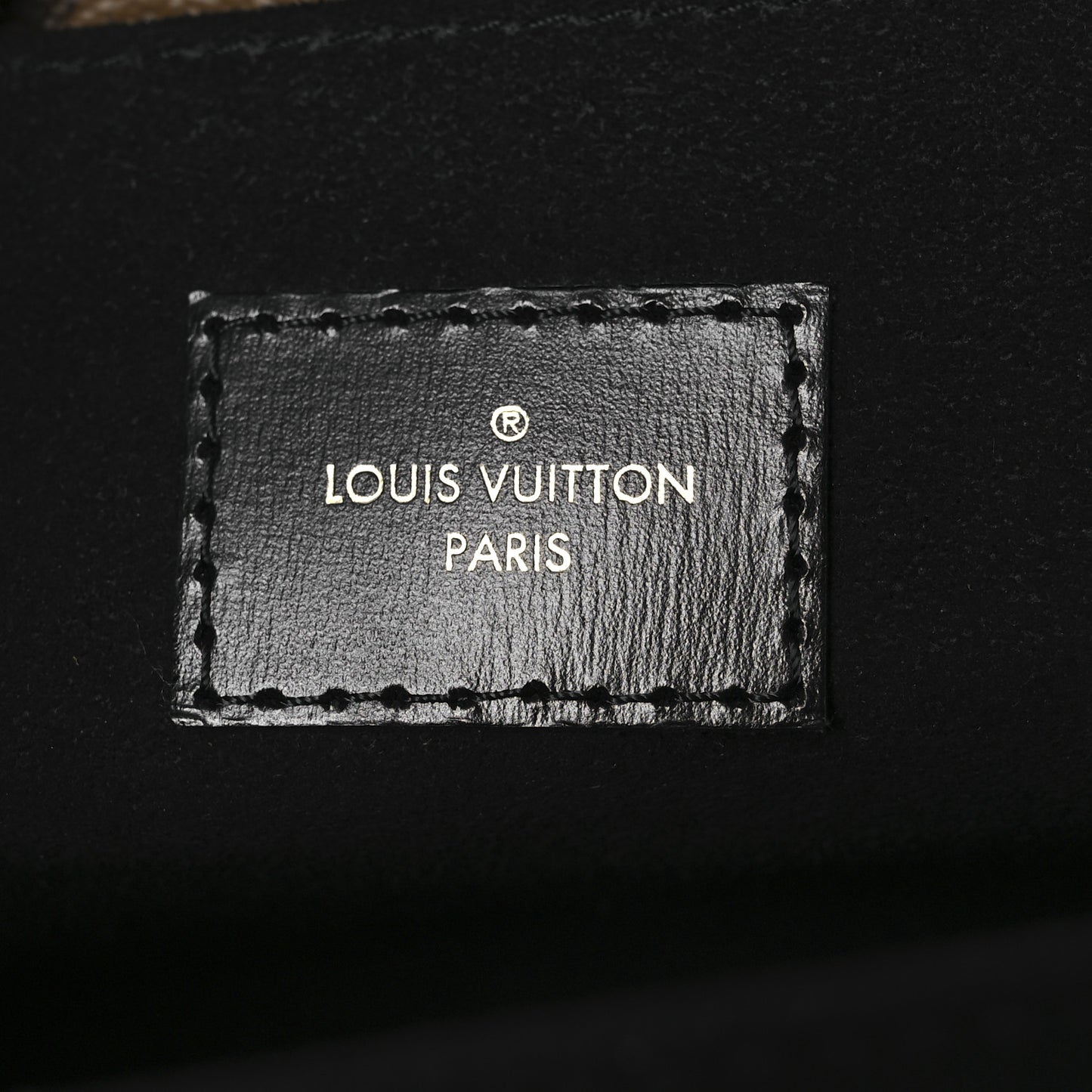 Reverse Monogram Pochette Metis