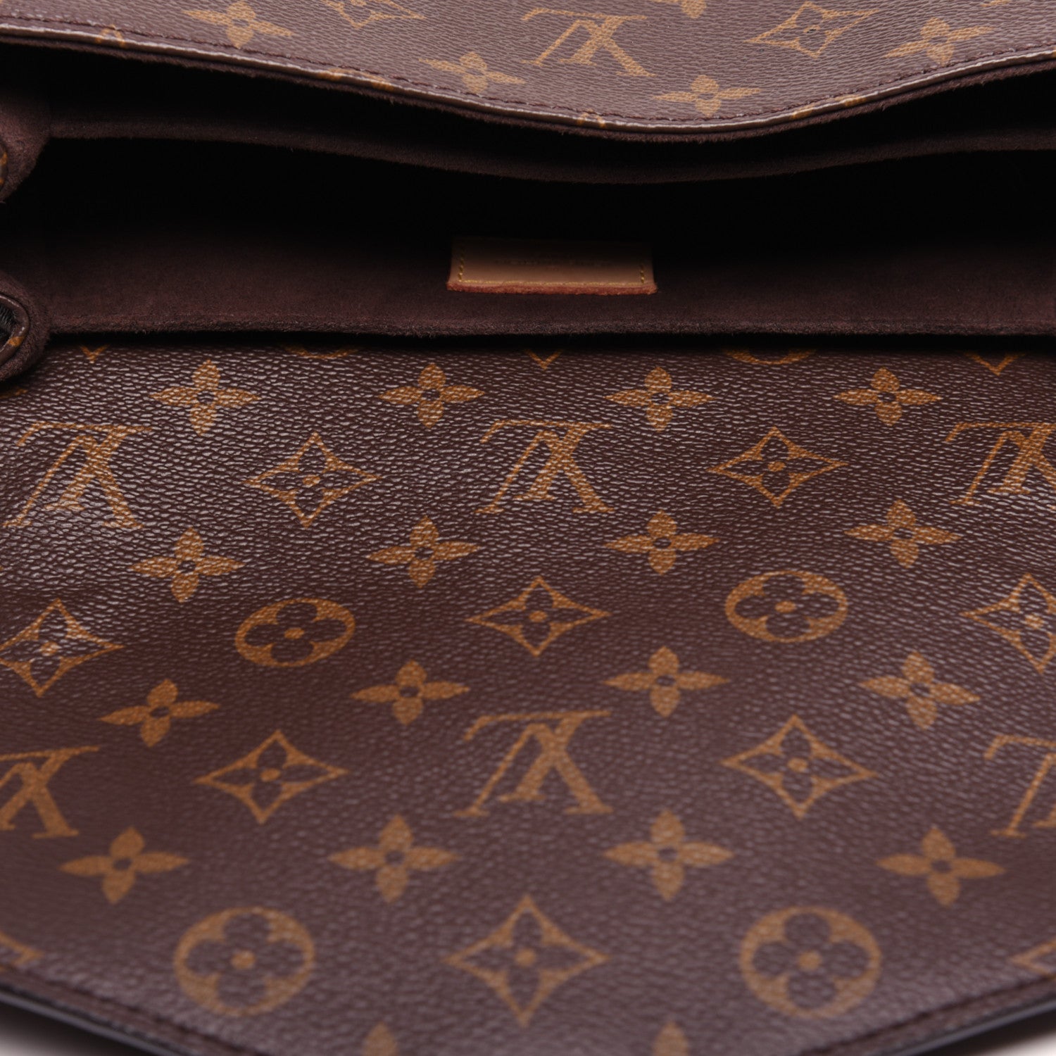 Louis Vuitton Monogram Pochette Metis 13 of 15