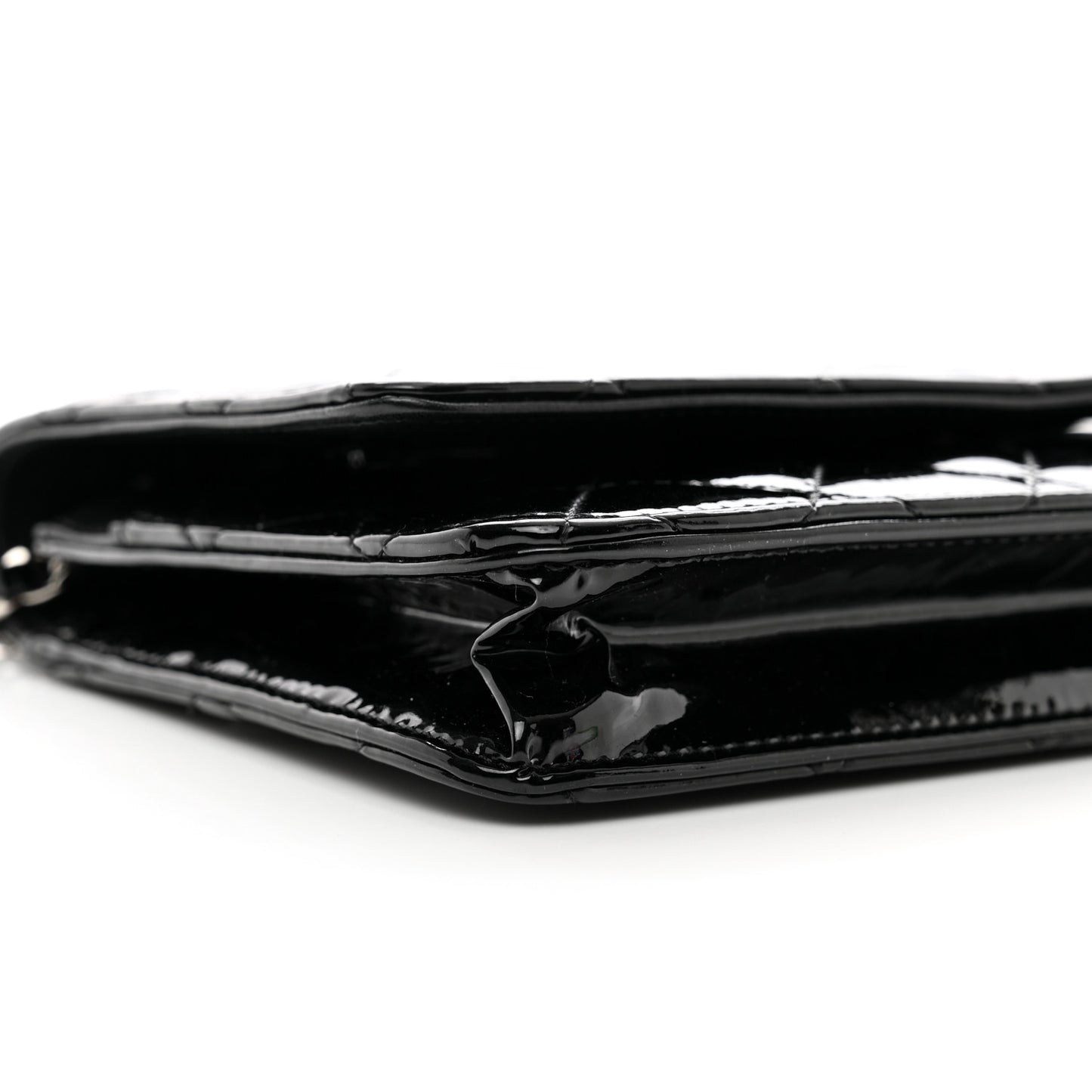 Patent Quilted Wallet On Chain WOC Black