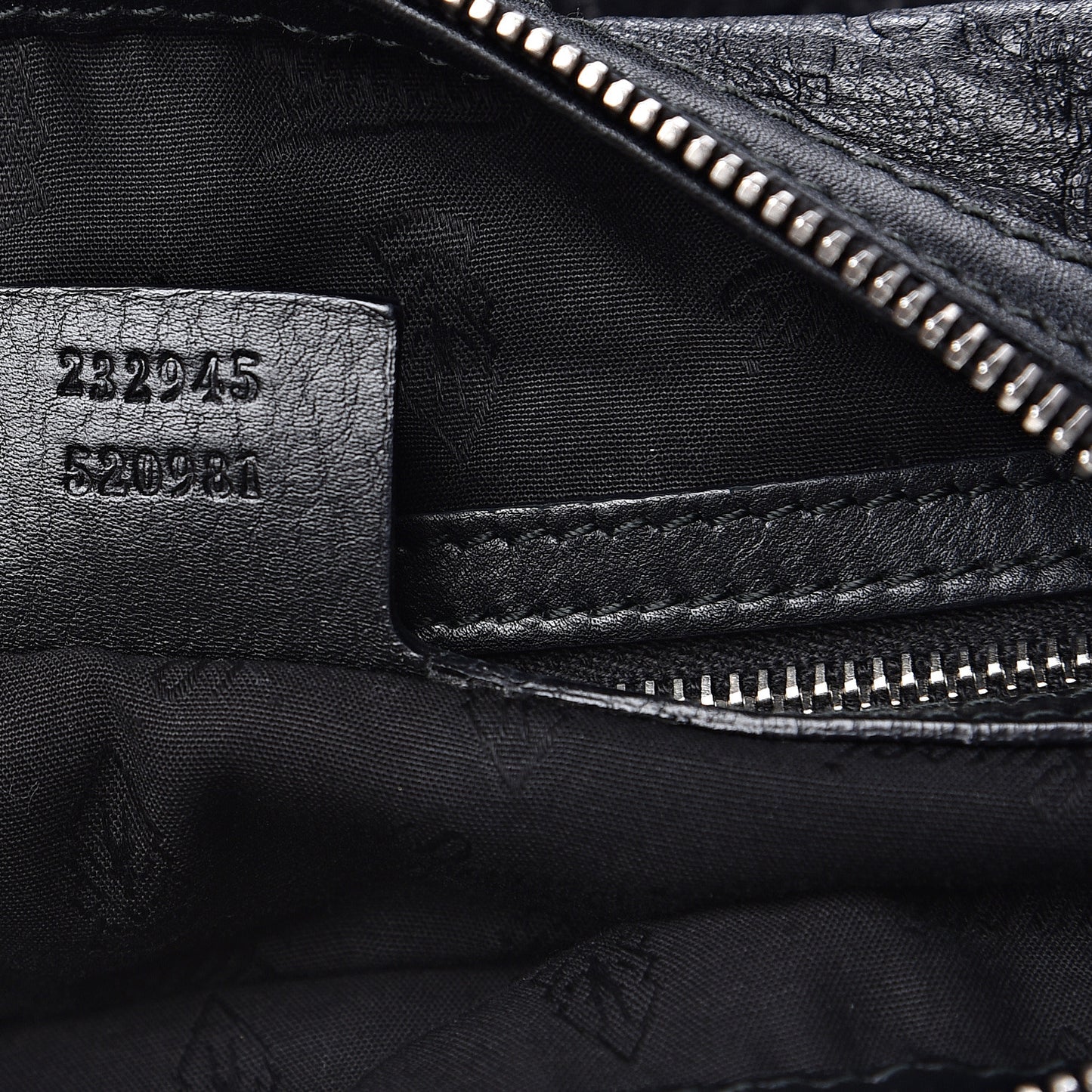 Guccissima Large GG Twins Hobo Black