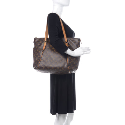 Louis Vuitton Monogram Totally MM 2 of 15