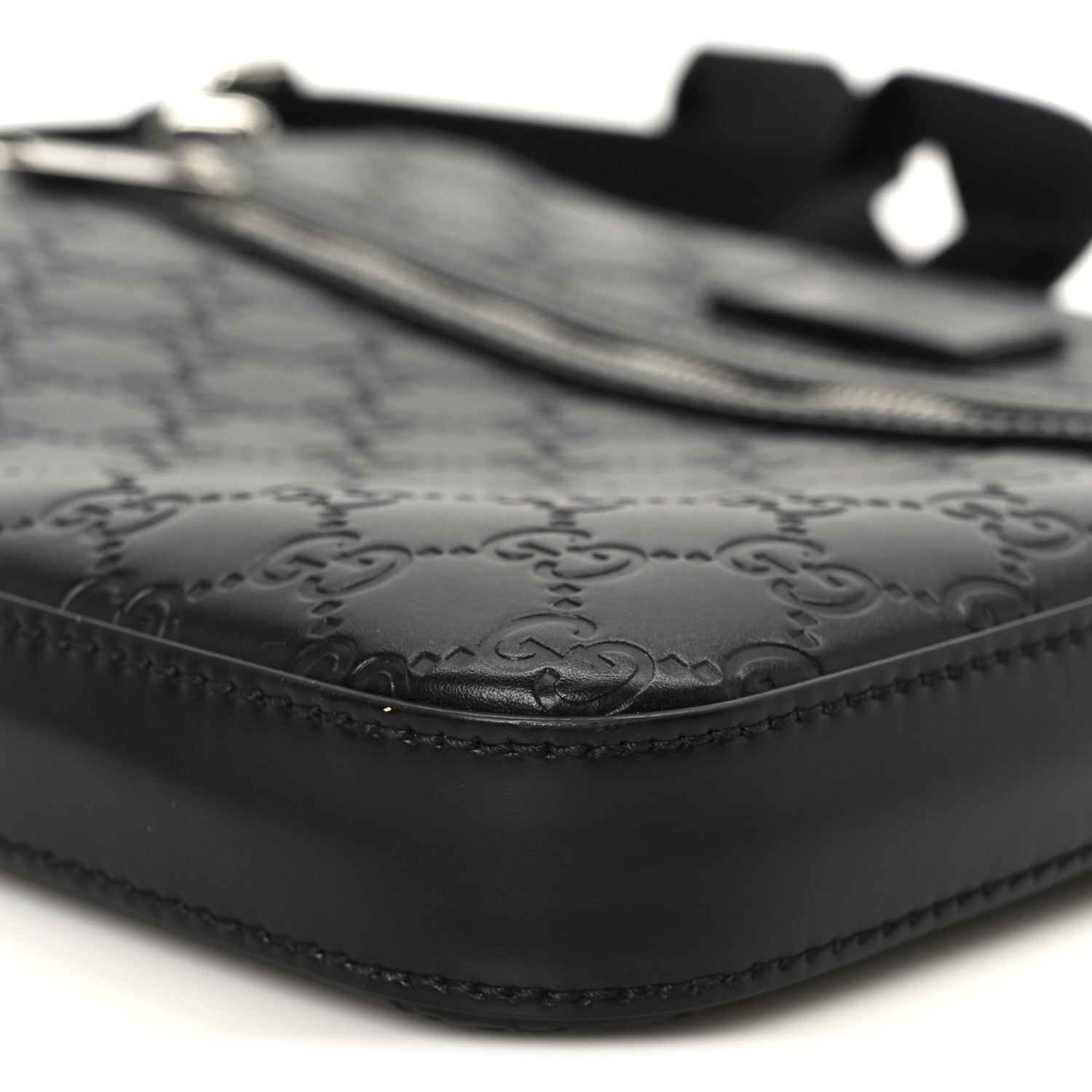 Gucci Guccissima Signature Small Messenger Bag Black 1819626