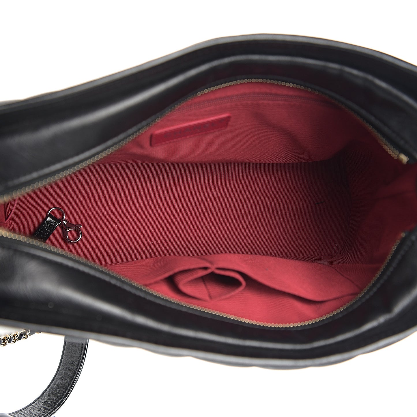 Aged Calfskin Chevron Quilted Medium Gabrielle Hobo Black