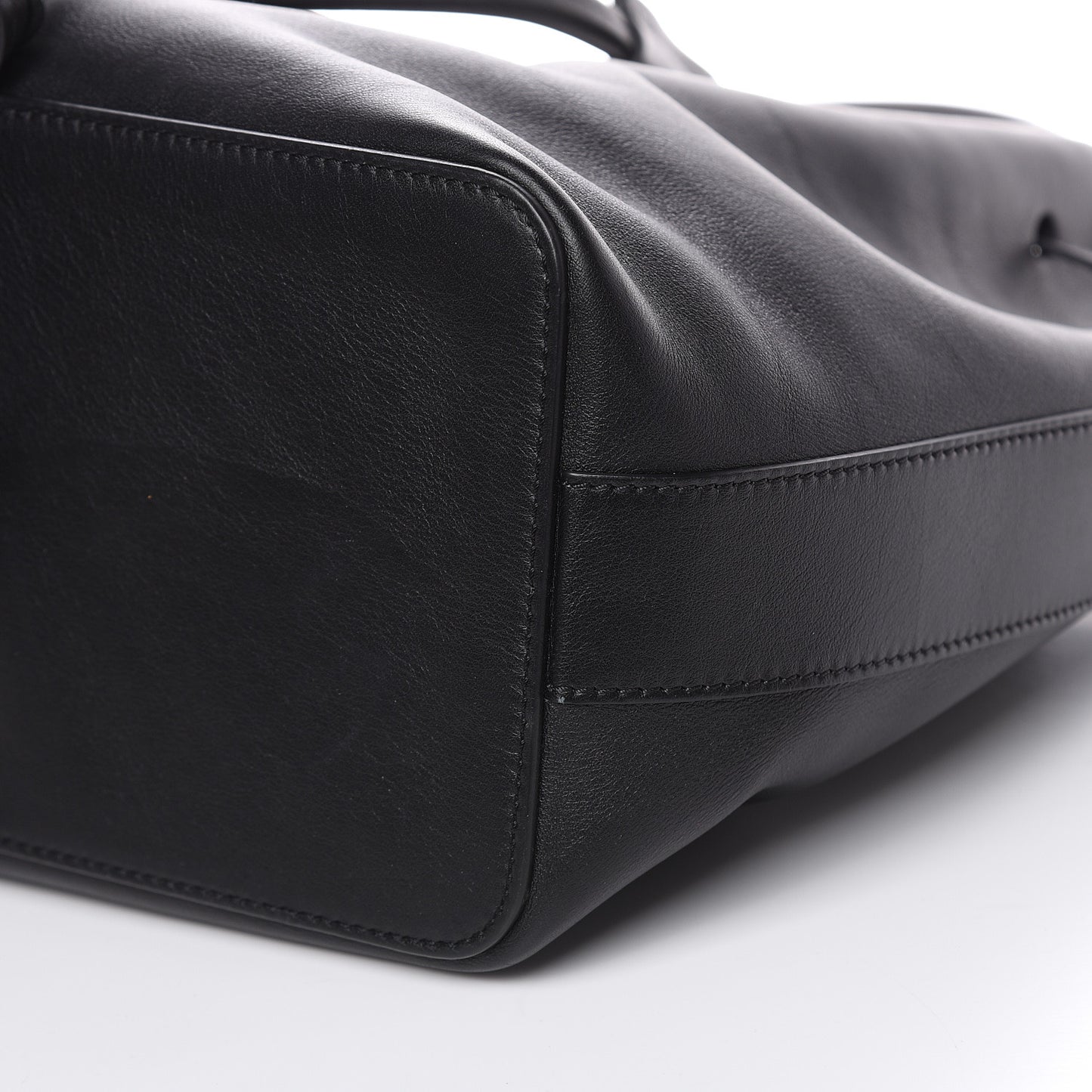 Calfskin Gala Medum Bucket Bag Black