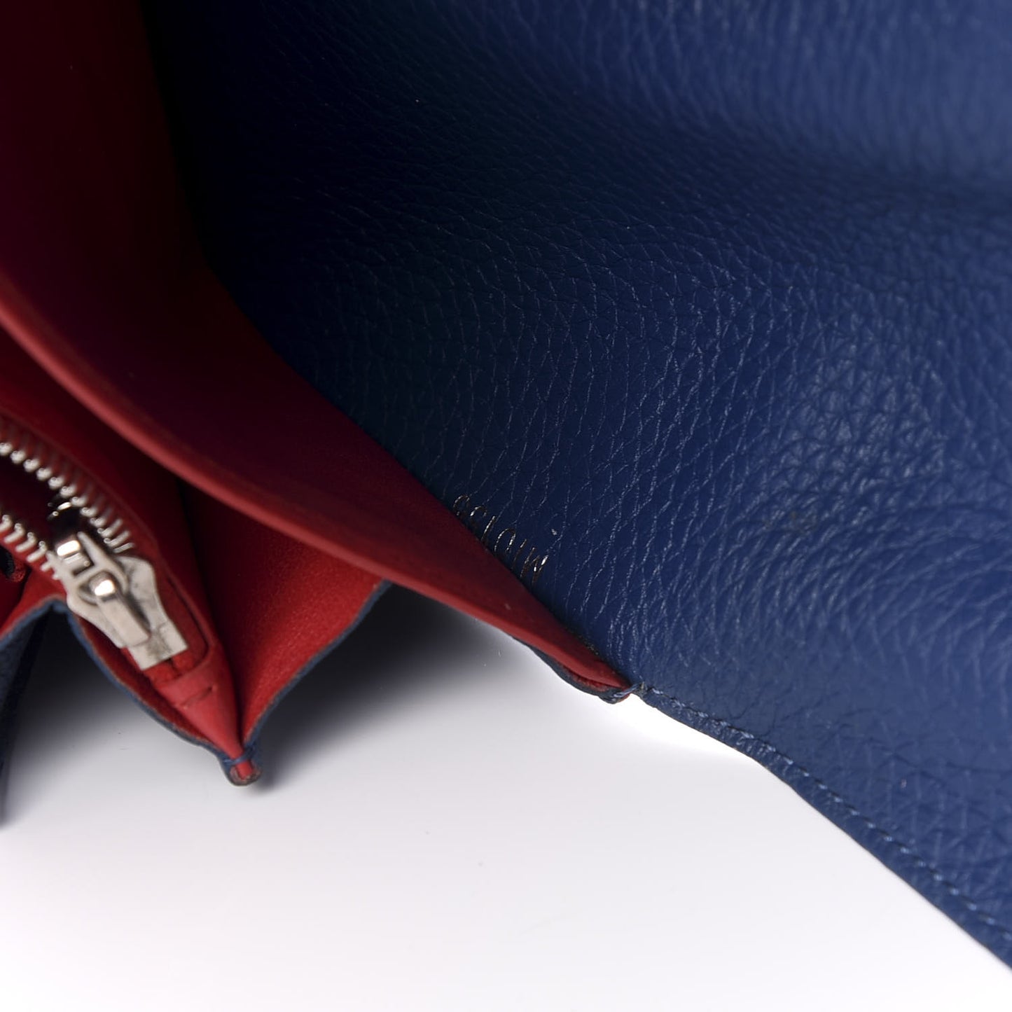 Taurillon Capucines Wallet Blue