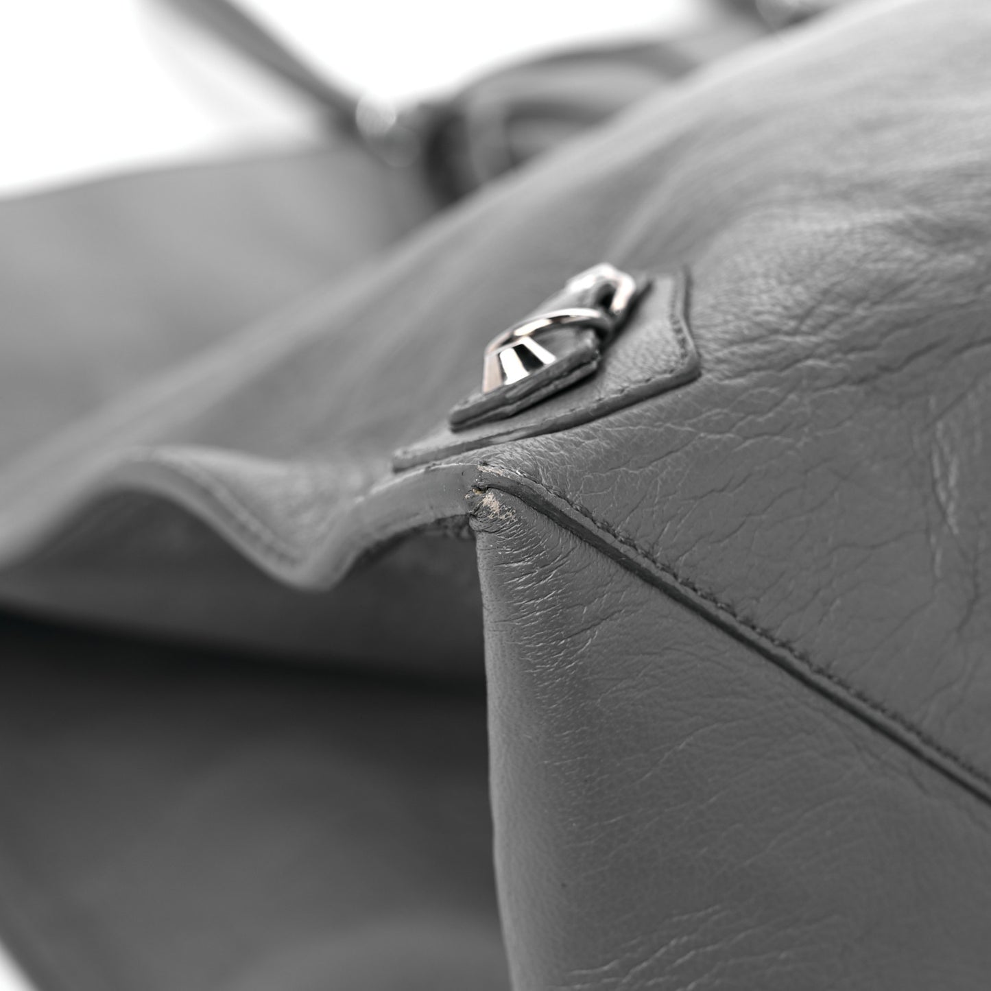 Veau Papier A3 Tote Grey