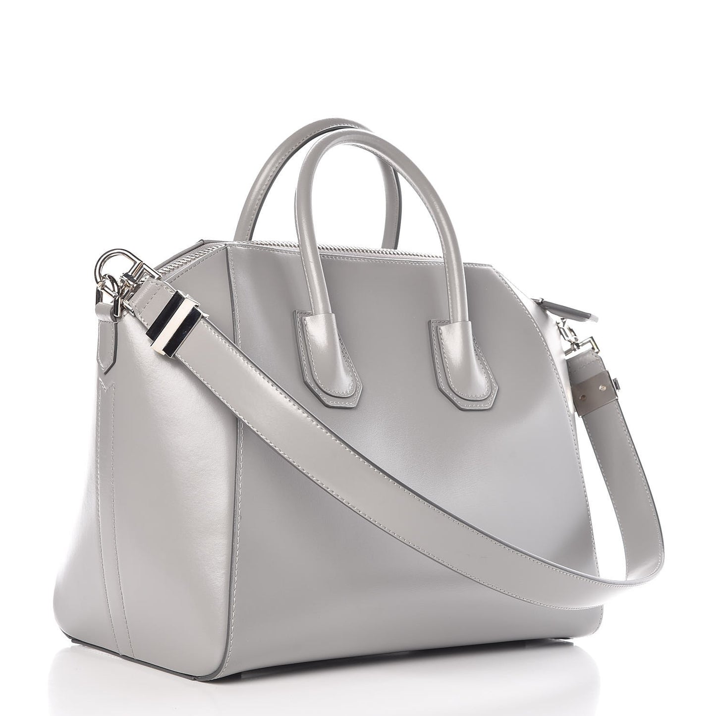 Shiny Lord Calfskin Medium Antigona Pearl Grey