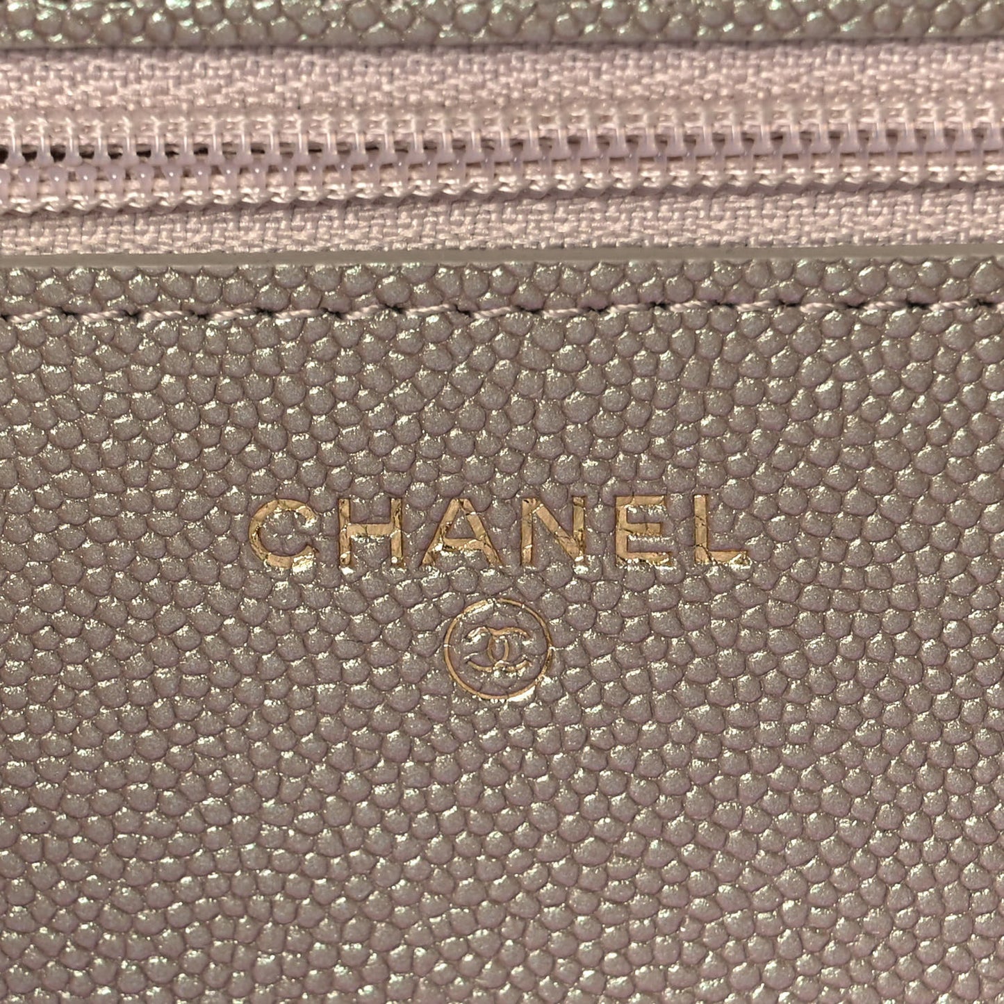 Iridescent Caviar Quilted Wallet On Chain WOC Beige
