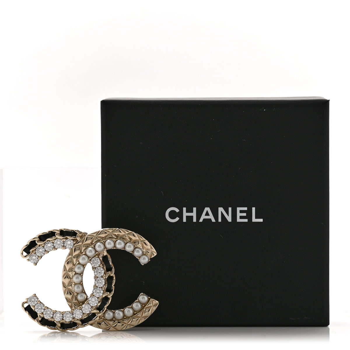 Lambskin Pearl Crystal Quilted CC Brooch Black Gold