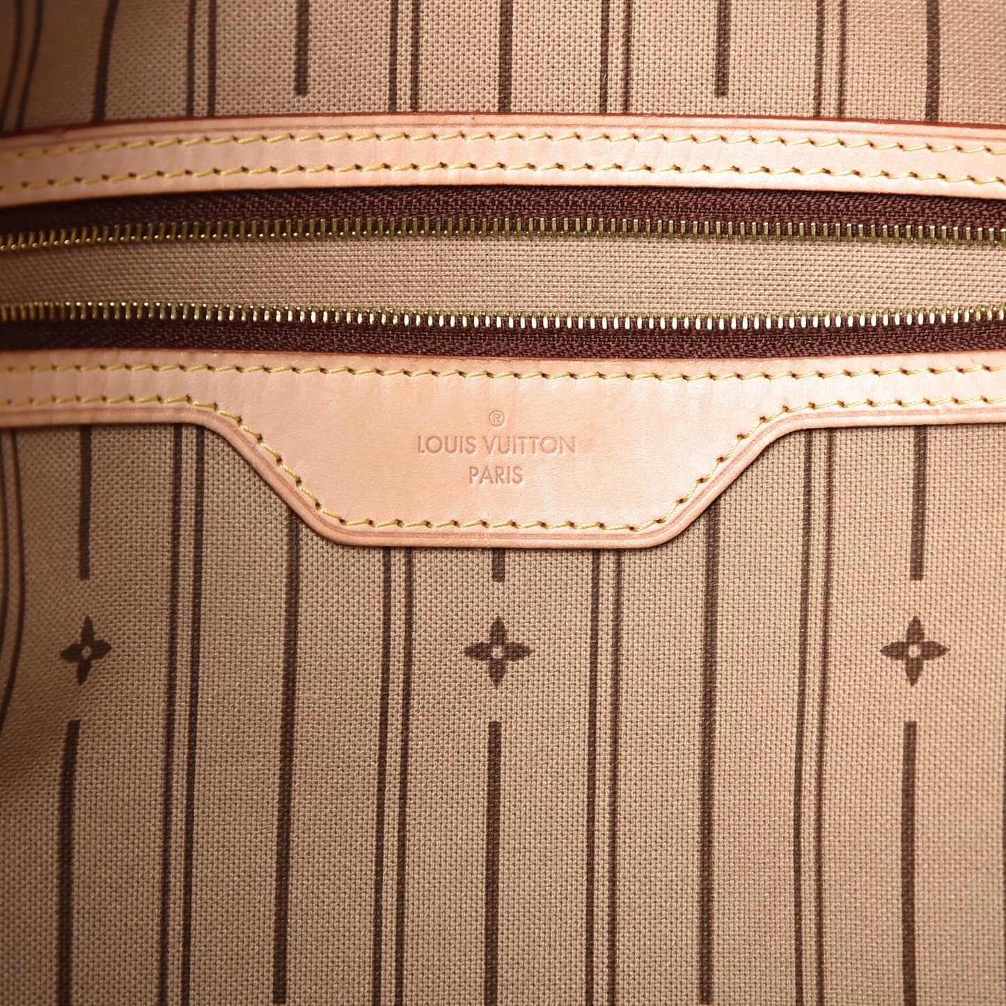 Monogram Delightful GM