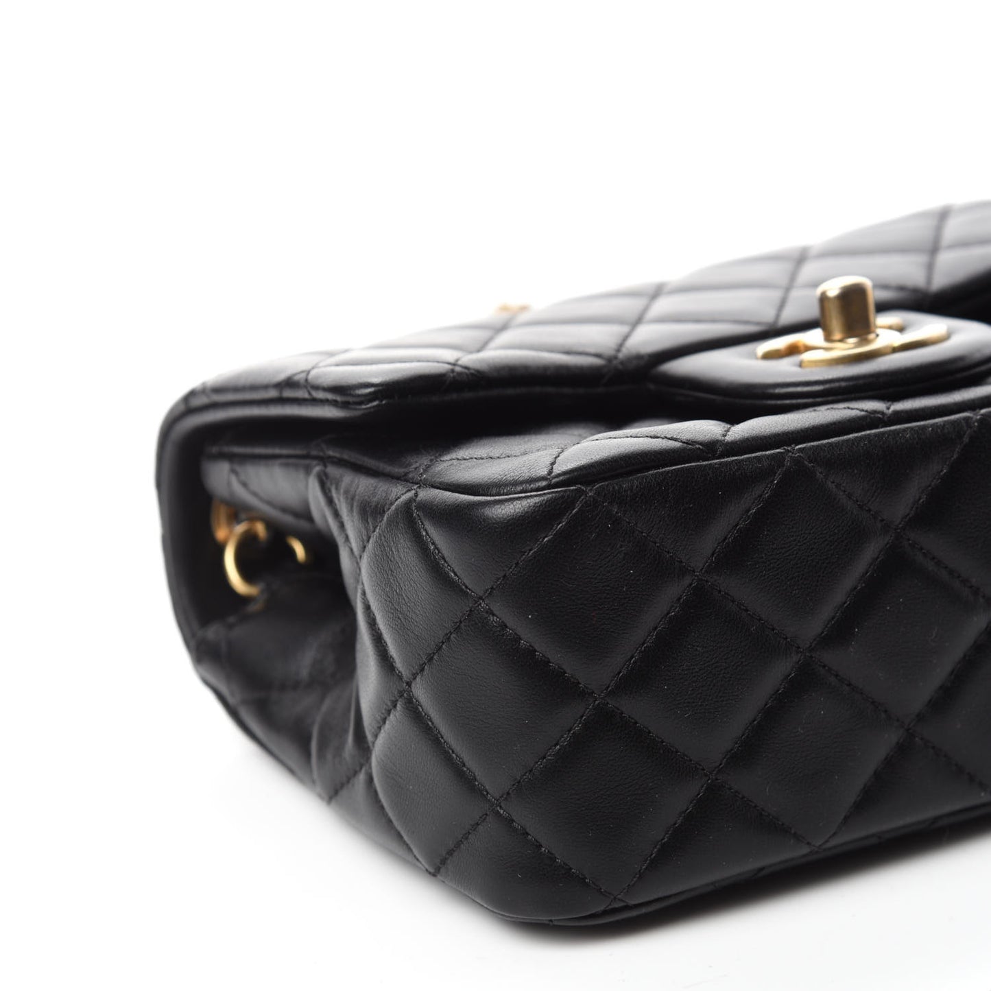 Lambskin Quilted Mini Pearl Crush Flap Black