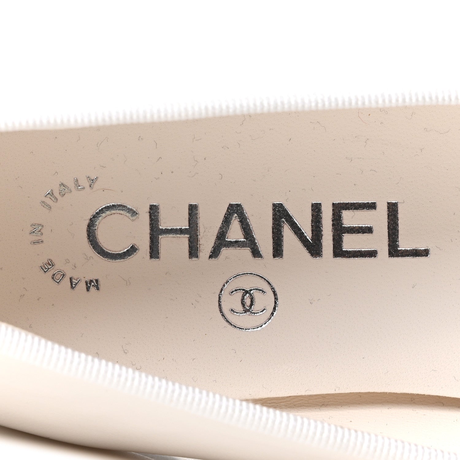 Chanel Calfskin Grosgrain Cap Toe CC Ballerina Flats 39.5 Ivory Black 8 of 10