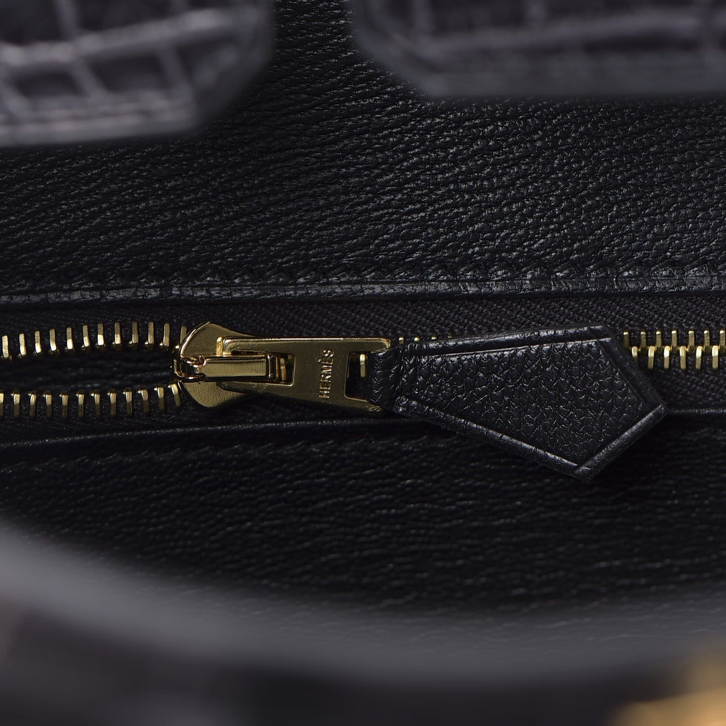 Matte Alligator Birkin 25 Black