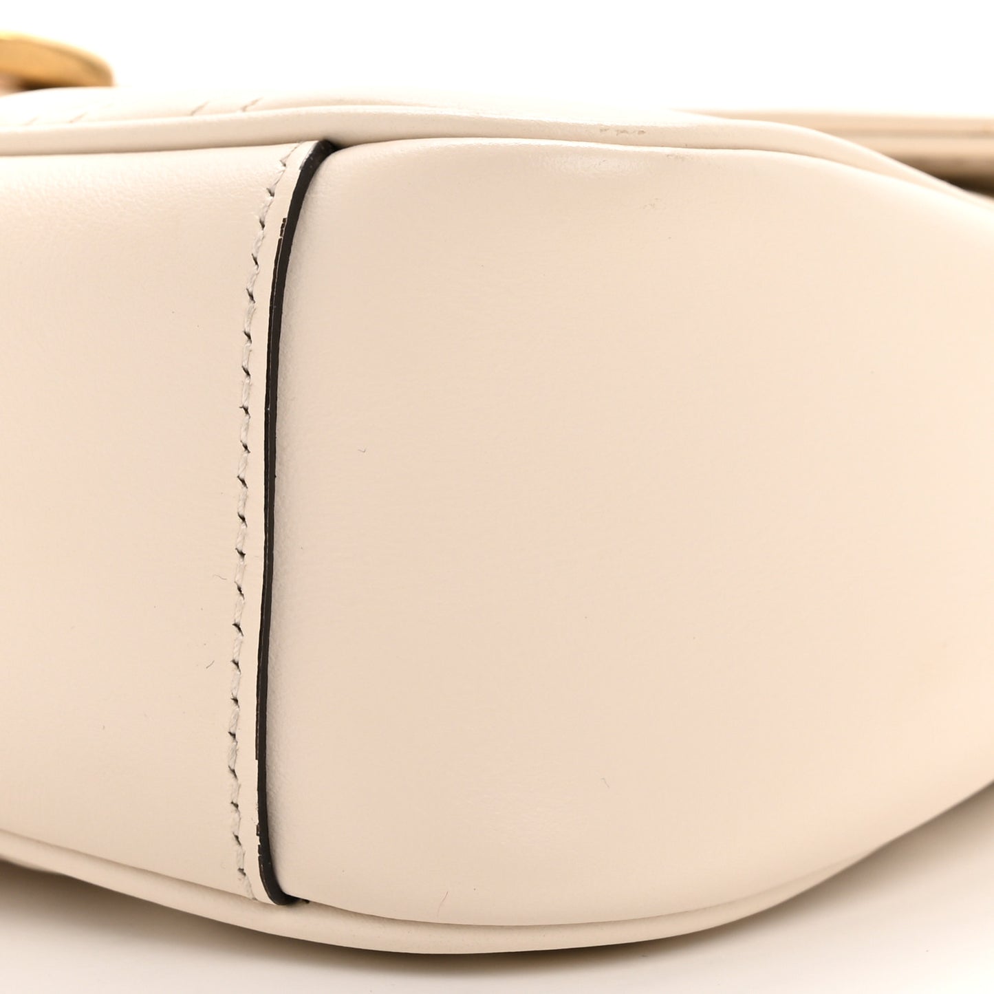 Calfskin Matelasse Small GG Marmont Shoulder Bag White