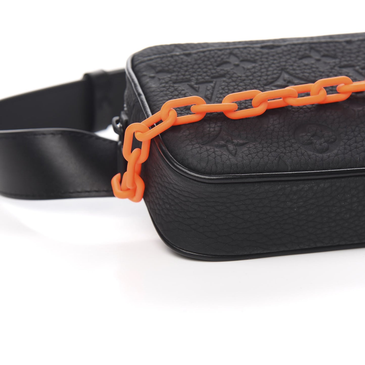 Taurillon Monogram Uniformes Solar Ray Soft Pochette Volga Belt Bag Black