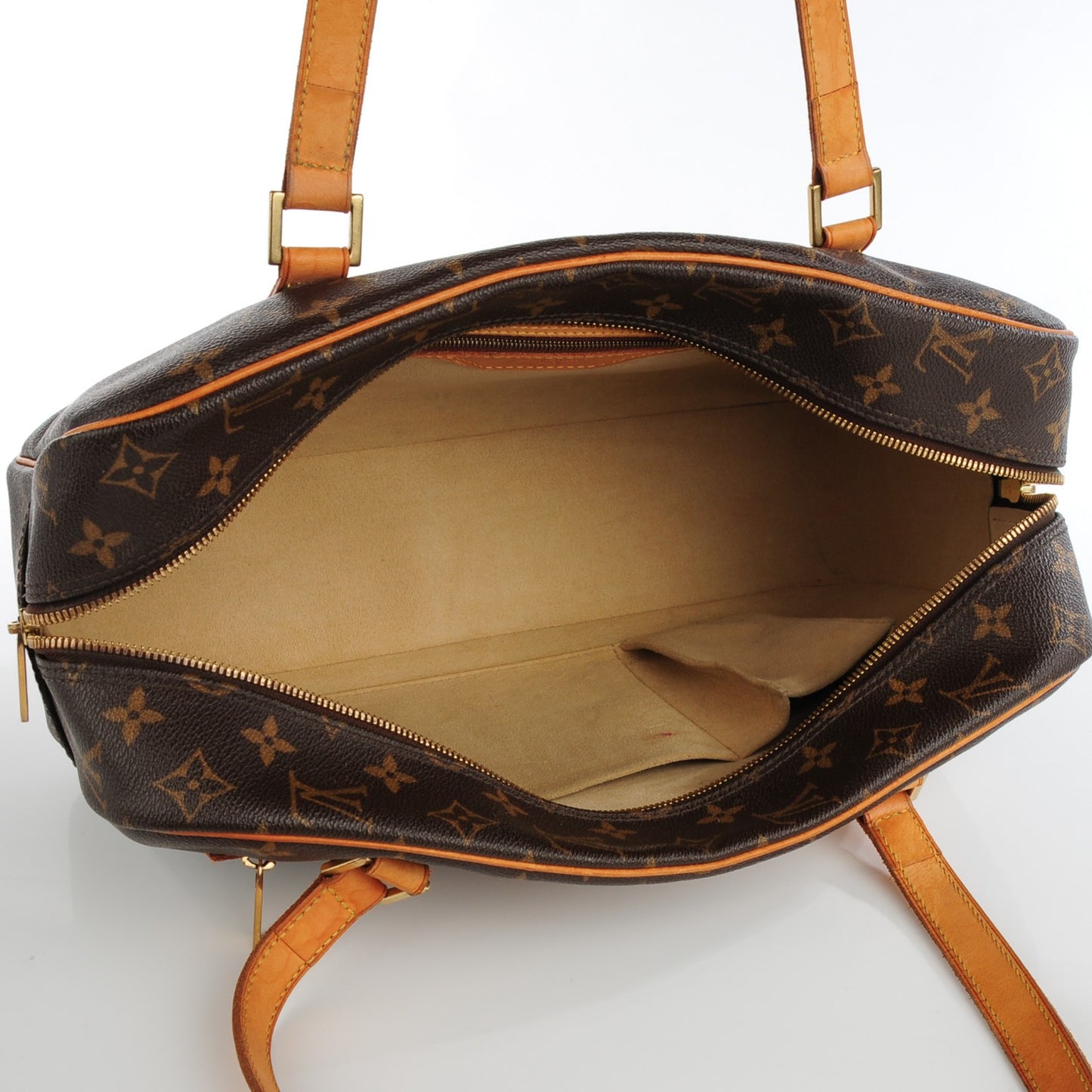Monogram Cite GM