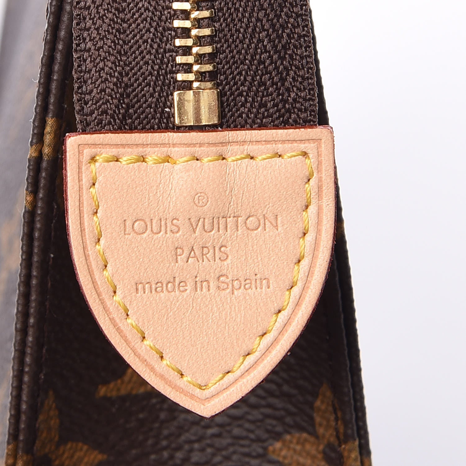 Louis Vuitton Monogram Toiletry Pouch 15 6 of 7