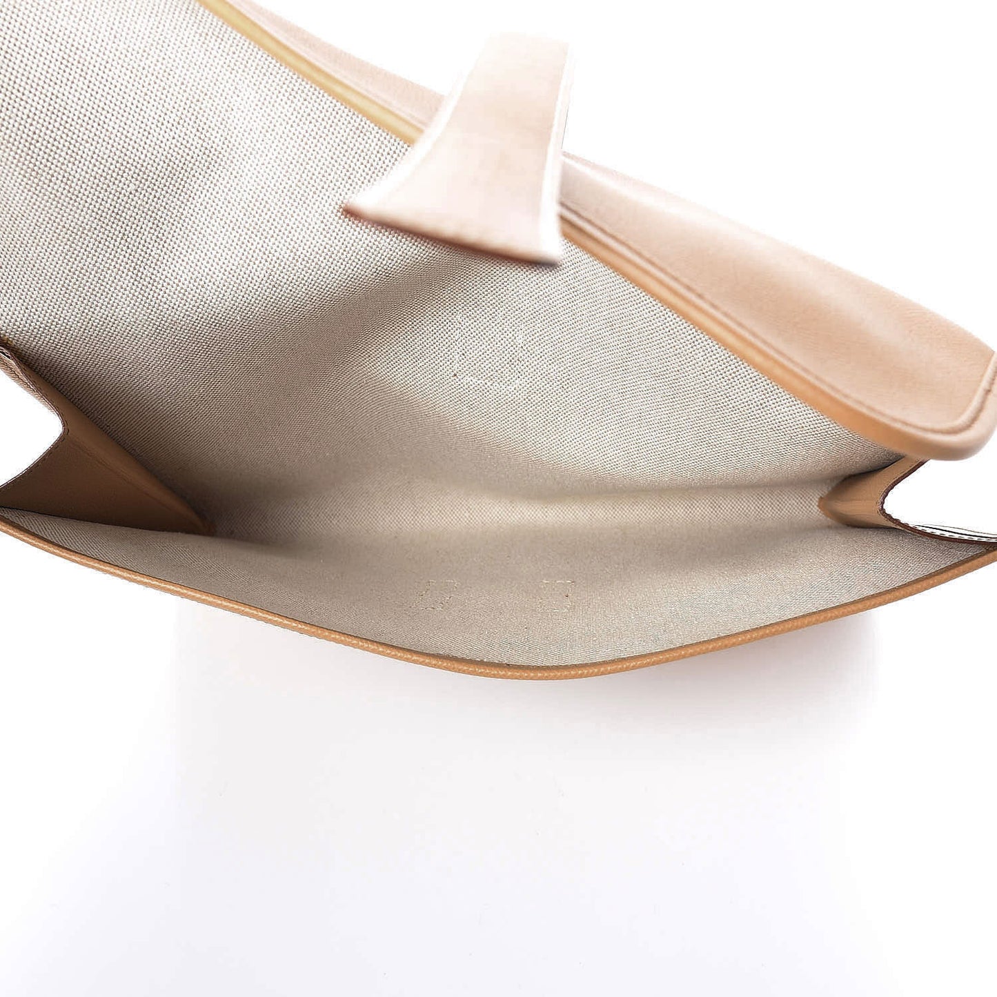 Courchevel Jige GM Clutch Gold