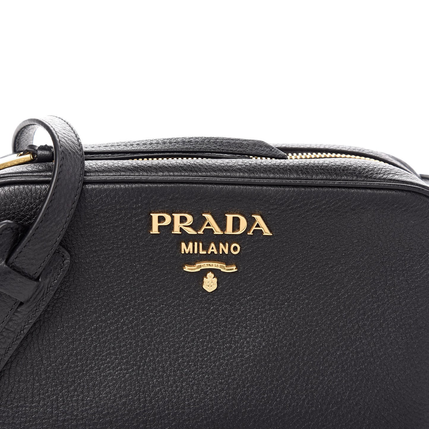 Vitello Daino Camera Crossbody Black