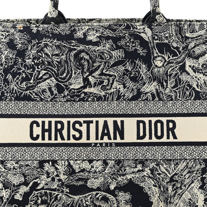 Christian Dior Canvas Embroidered Large Dioriviera Toile De Jouy Reverse Book Tote Blue 8 of 13