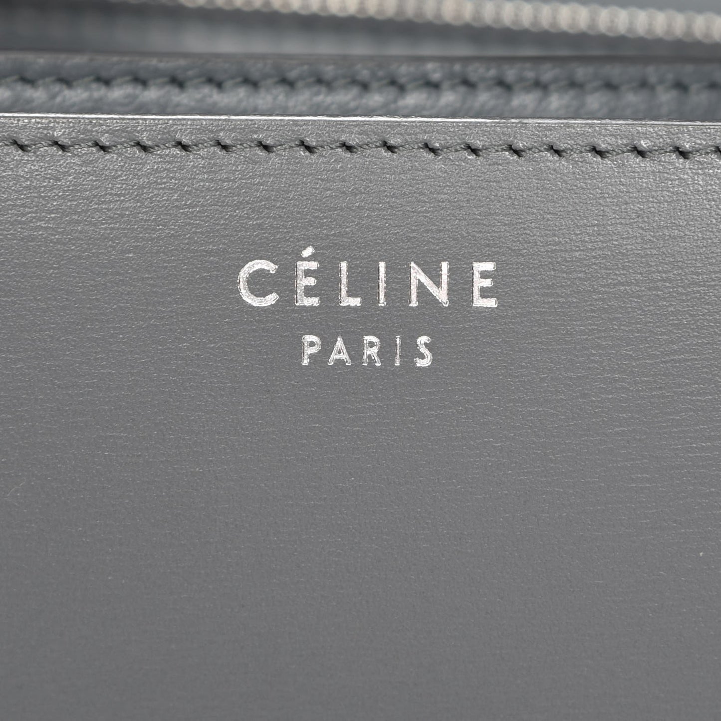 Box Calfskin Medium Classic Box Flap Bag Kohl