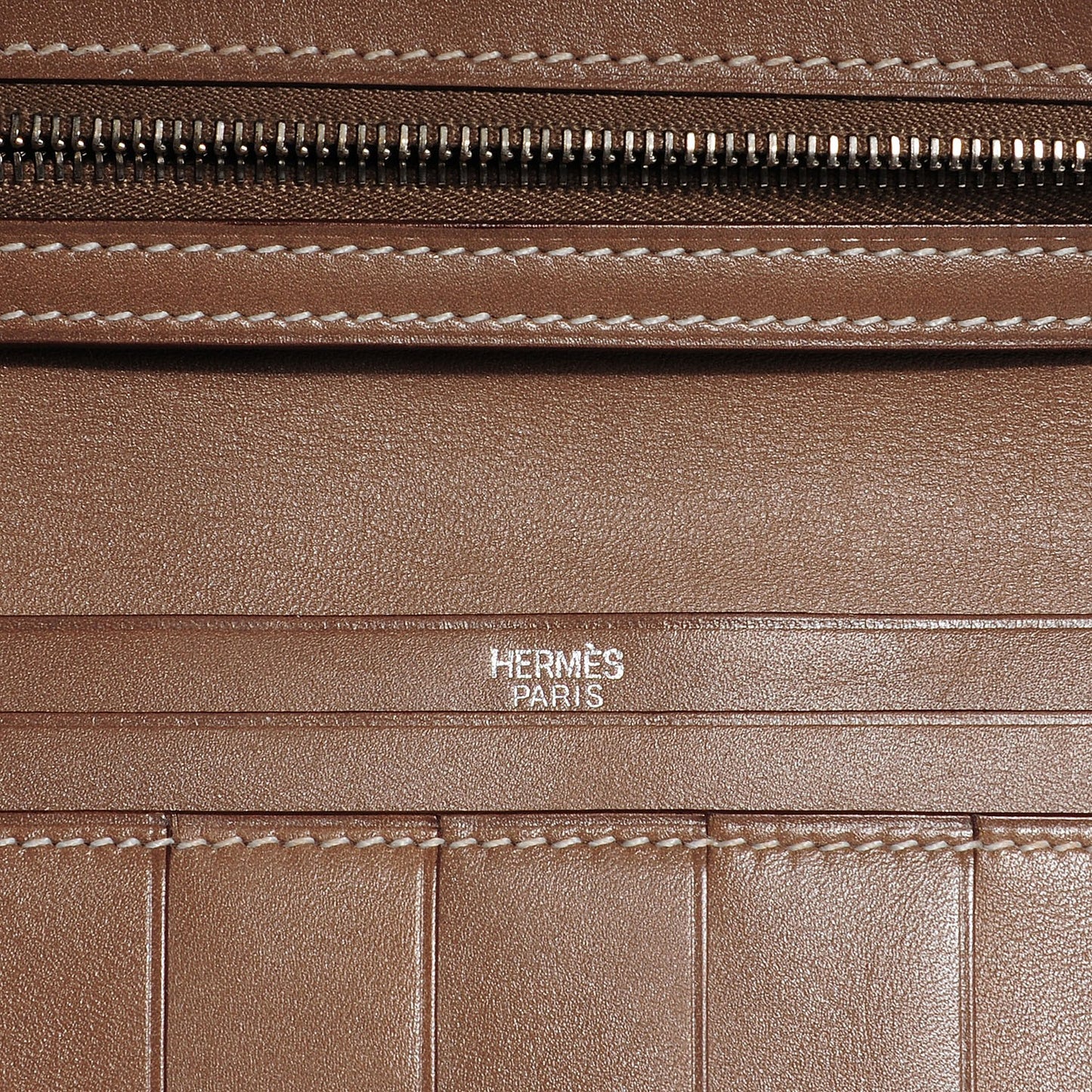 Box Bearn Gusset Wallet Etoupe