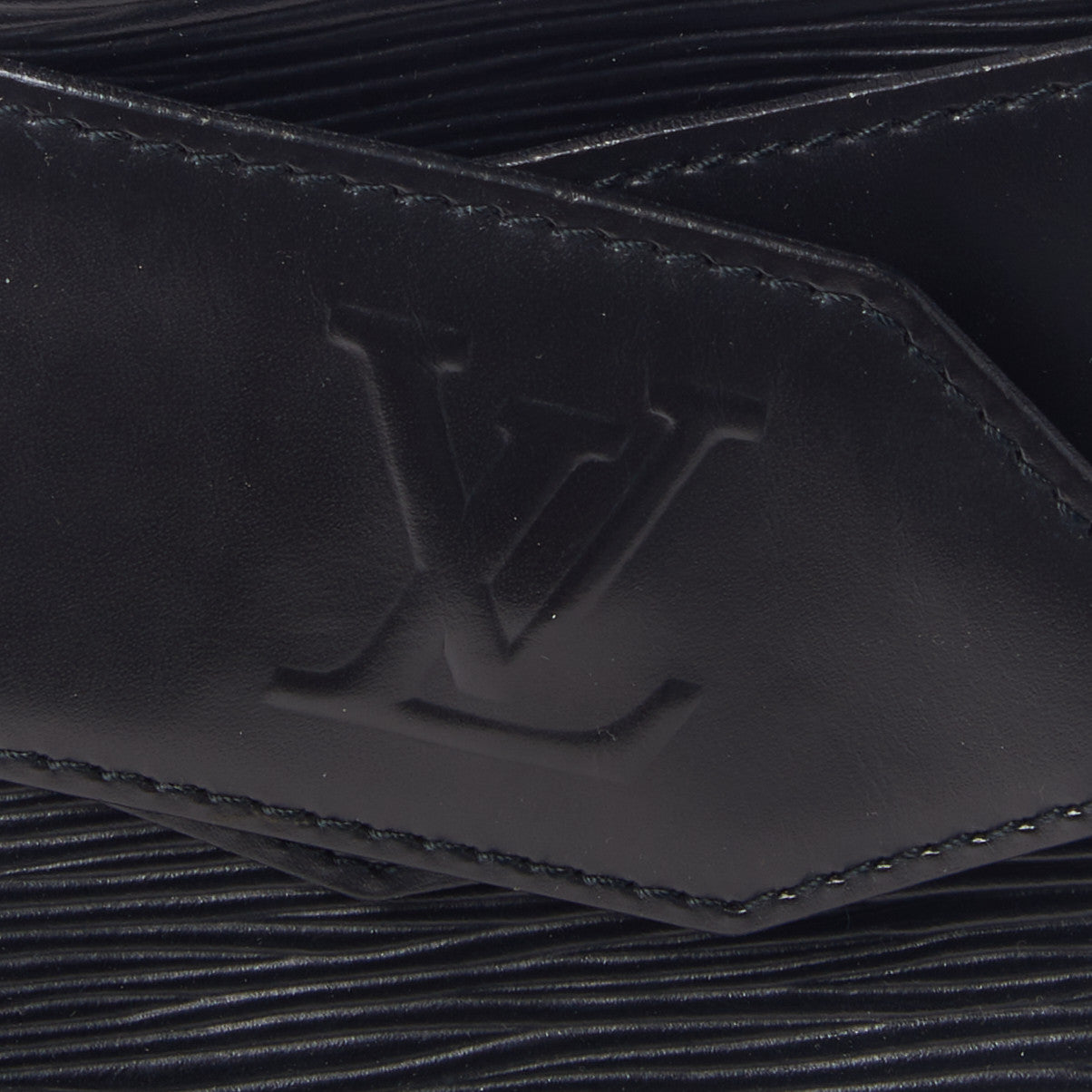 Louis Vuitton Epi Sac D'Epaule GM Black 9 of 14