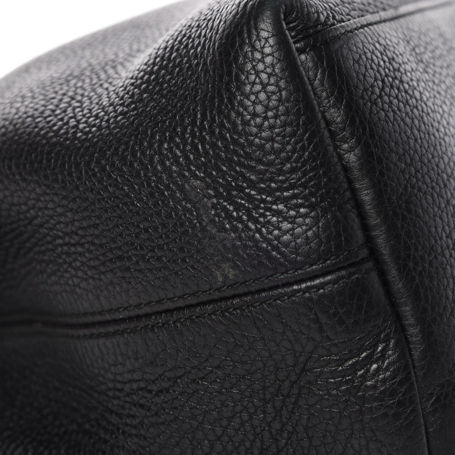 Gucci Pebbled Calfskin Medium Soho Chain Shoulder Bag Black 19 of 20