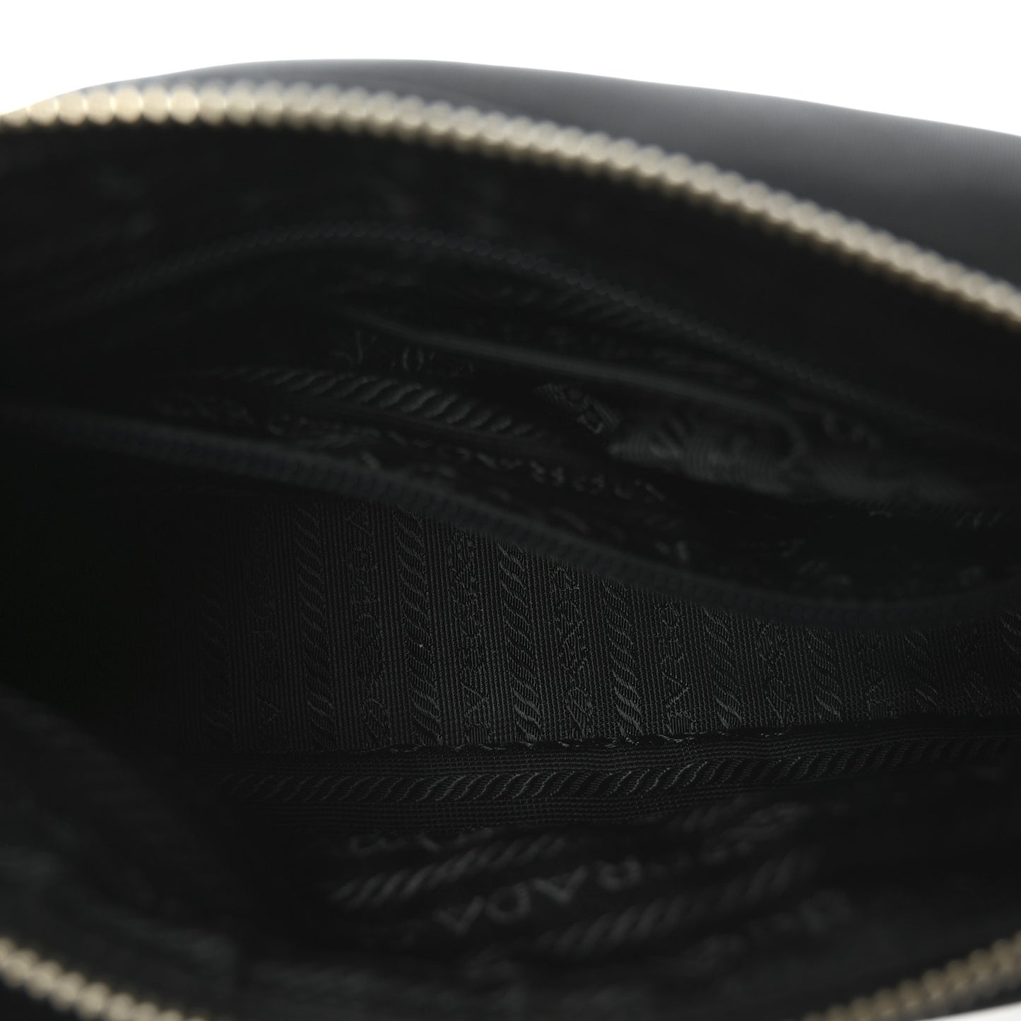 Tessuto Nylon Calfskin Pochette Black