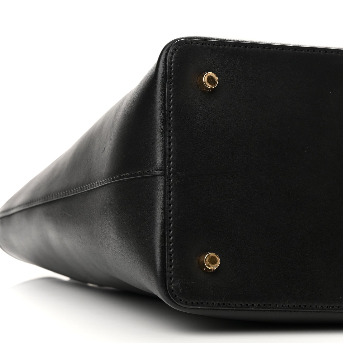 Supple Calfskin Medium Conti Black
