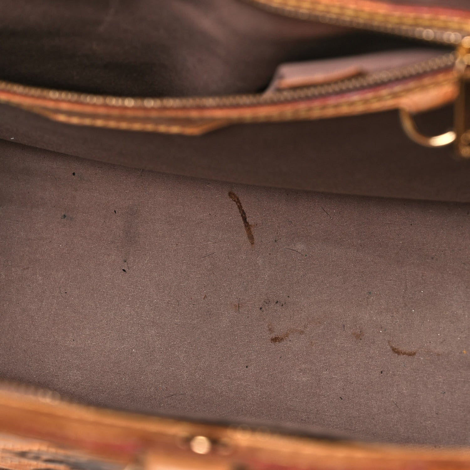 Louis Vuitton Vernis Brea MM Beige Poudre 13 of 14