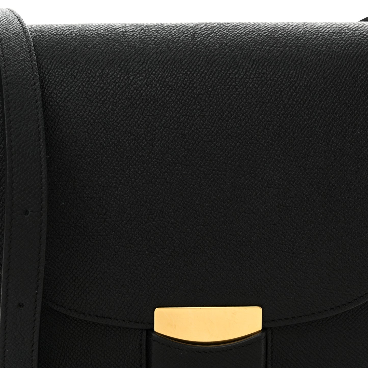 Grained Calfskin Compact Trotteur  Black